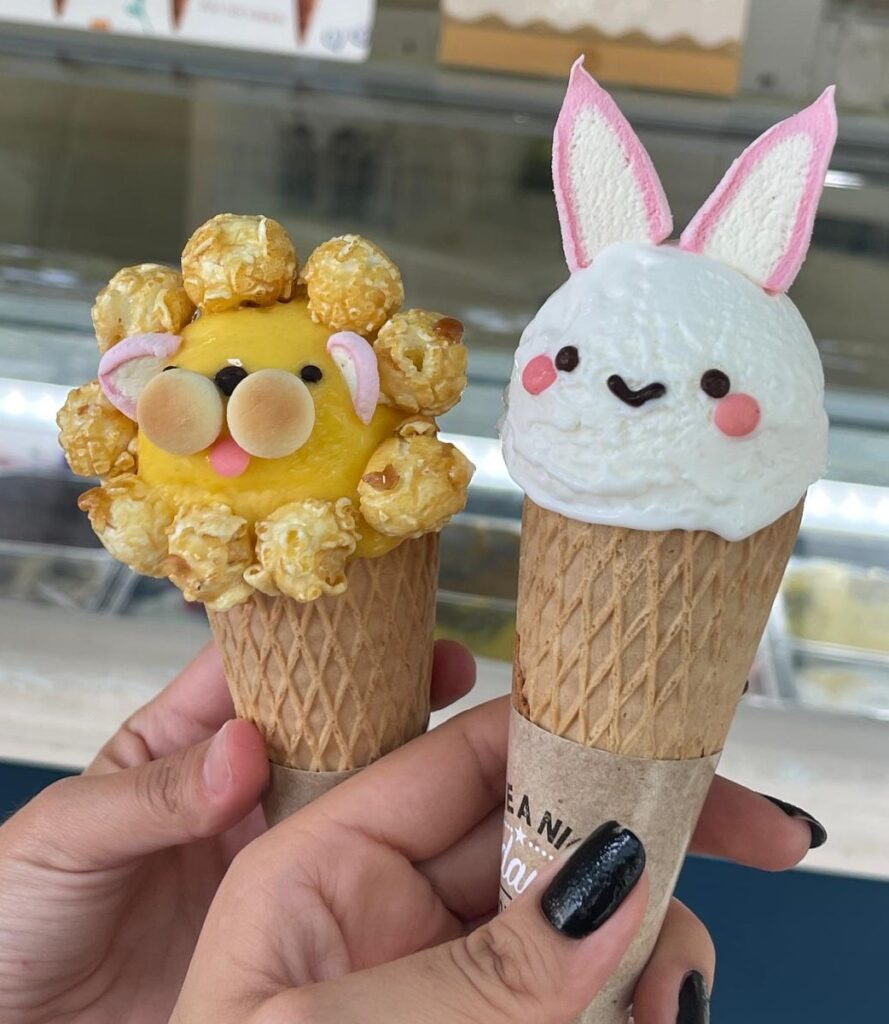 foto de dos conos de helado